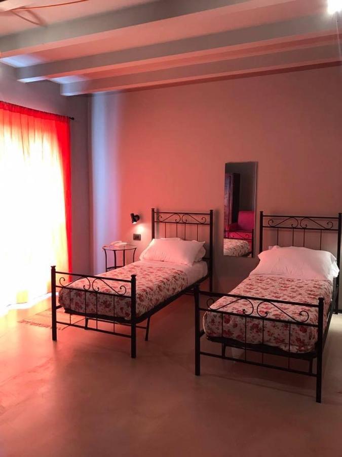 ساسيلو Albergo San Giovanni المظهر الخارجي الصورة